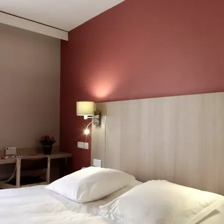 Hotel The Originals Boutique, Cassitel,