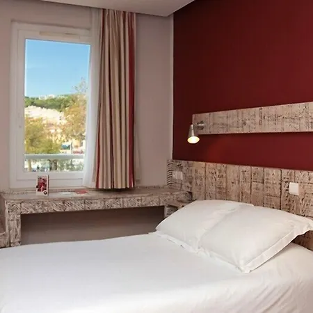 The Originals Boutique, Cassitel,